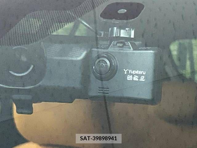 Nissan KICKS 2022-02 274094-5