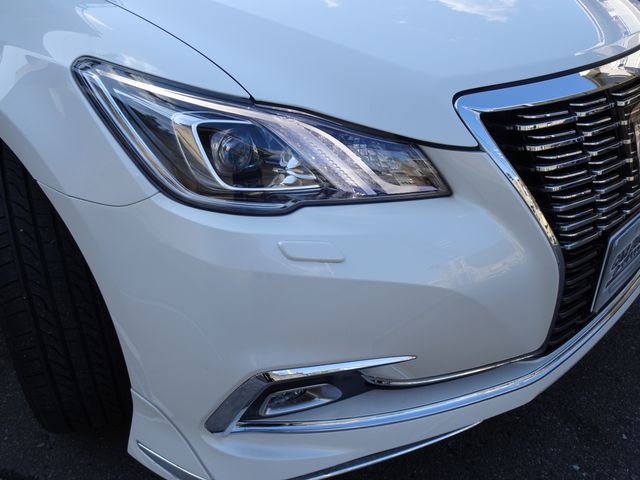 Toyota CROWN SEDAN 2017-03 28150-13