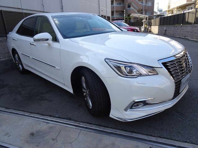 Toyota CROWN SEDAN 2017-03 28150-6