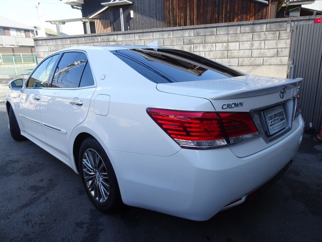 Toyota CROWN SEDAN 2017-03 28150-8
