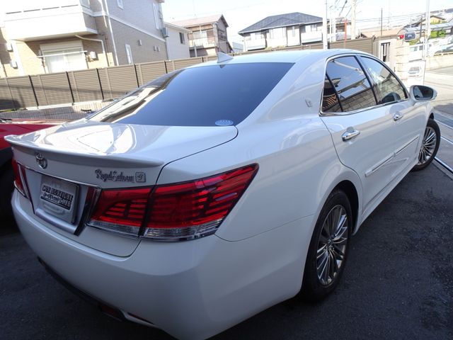 Toyota CROWN SEDAN 2017-03 28150-9