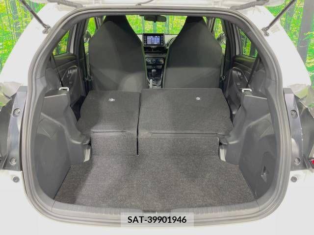 Toyota YARIS 2022-09 330328-10
