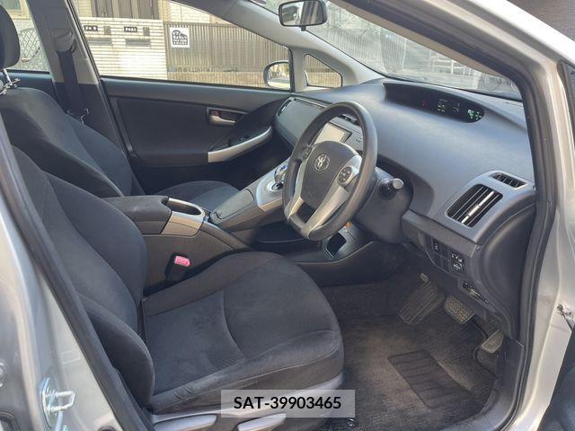 Toyota PRIUS 2013-09 205802-7