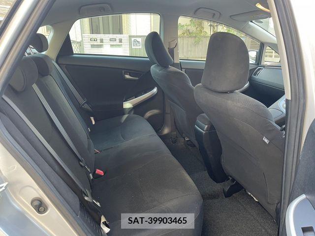 Toyota PRIUS 2013-09 205802-8