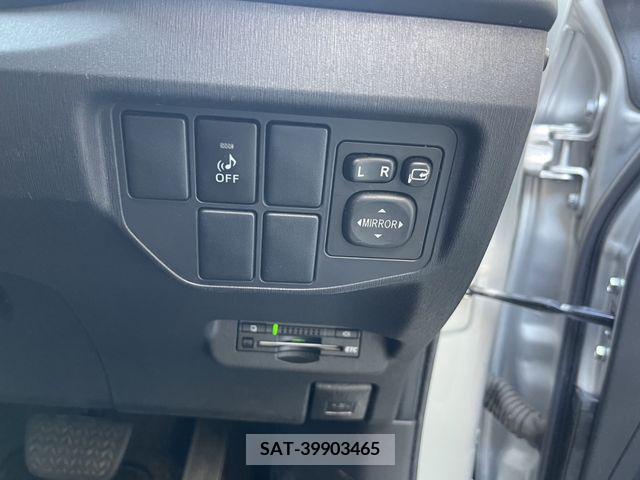 Toyota PRIUS 2013-09 205802-13