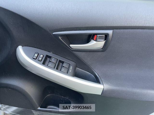 Toyota PRIUS 2013-09 205802-14
