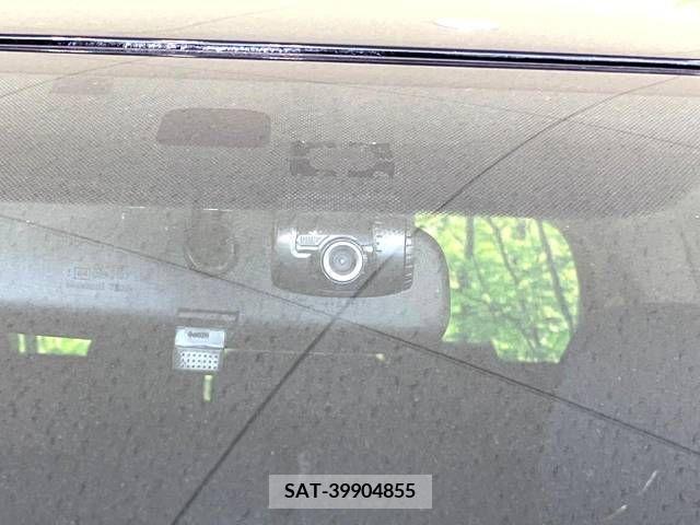 Toyota SIENTA 2015-09 212873-7