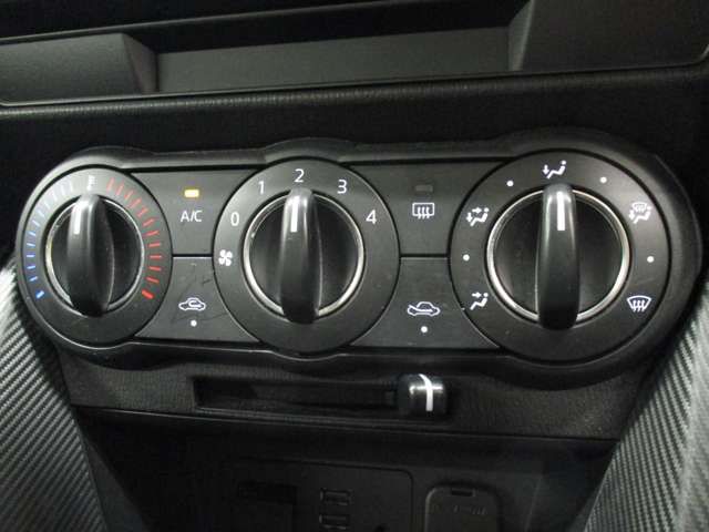 Mazda DEMIO 2018-10 26851-8