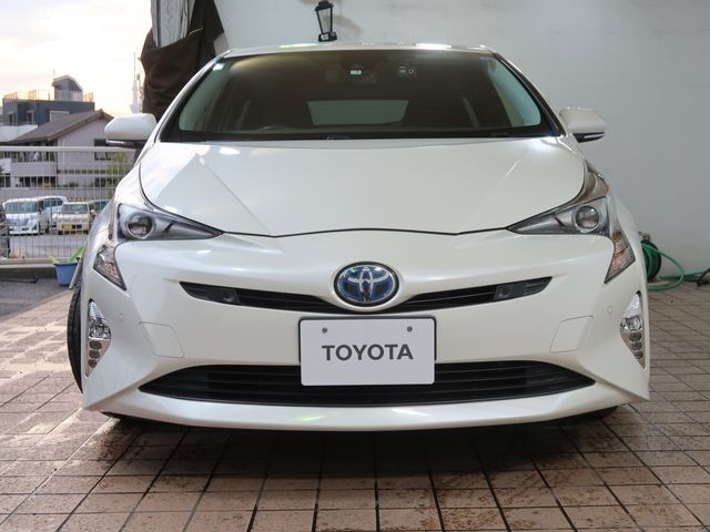Toyota PRIUS 2017-03 24592-8