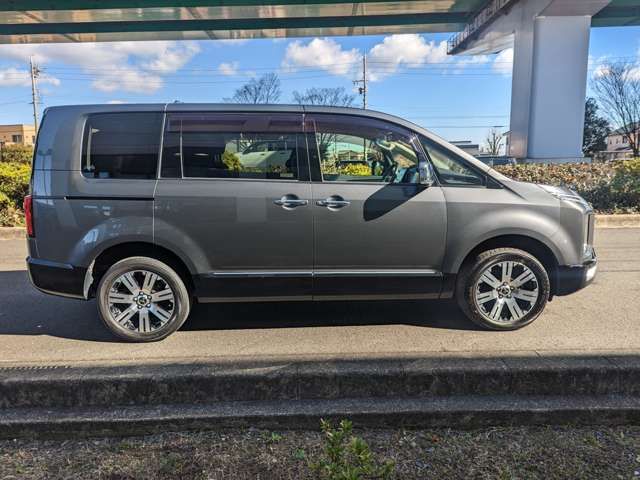 Mitsubishi DELICA D5 2019-03 17459-7