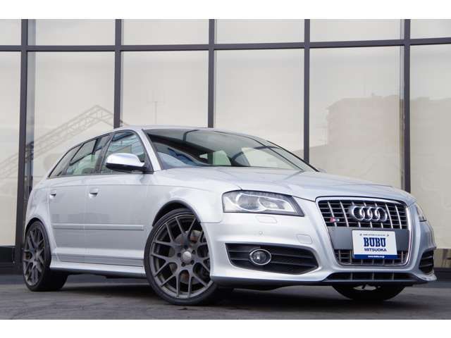 Audi S3 2011-02 2483-8