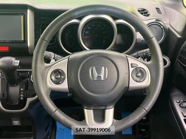 Honda N BOX CUSTOM 2014-05 306756-11