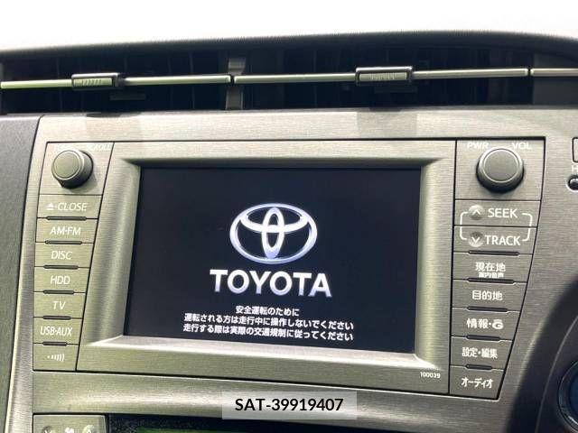 Toyota PRIUS 2013-11 328640-2