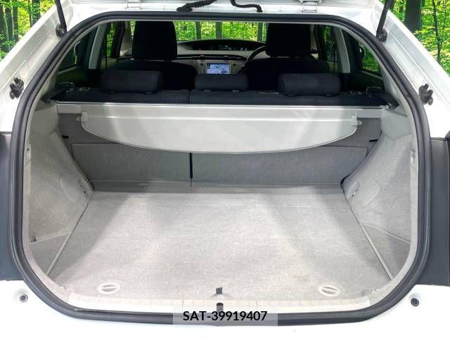 Toyota PRIUS 2013-11 328640-10