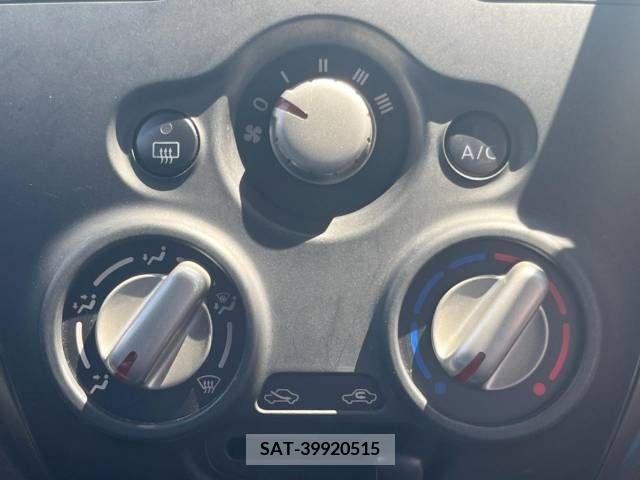Nissan NOTE 2013-05 387015-4