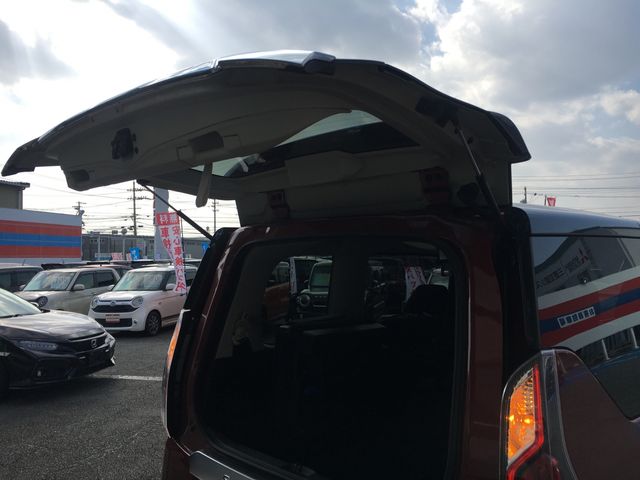 Nissan SERENA 2018-03 29271-19