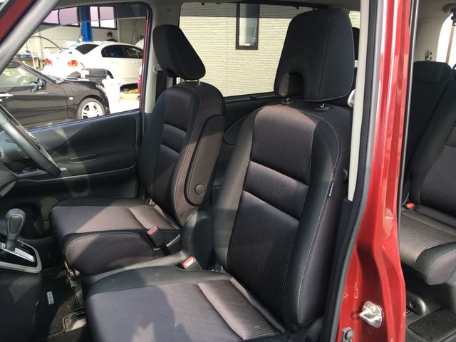 Nissan SERENA 2018-03 29271-11