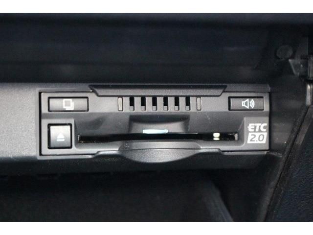Lexus RX 2018-02 22117-4