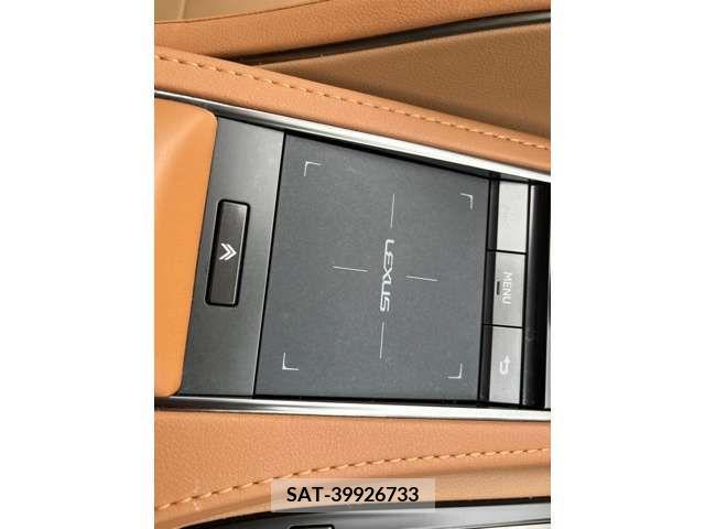 Lexus LC 2022-06 228320-15