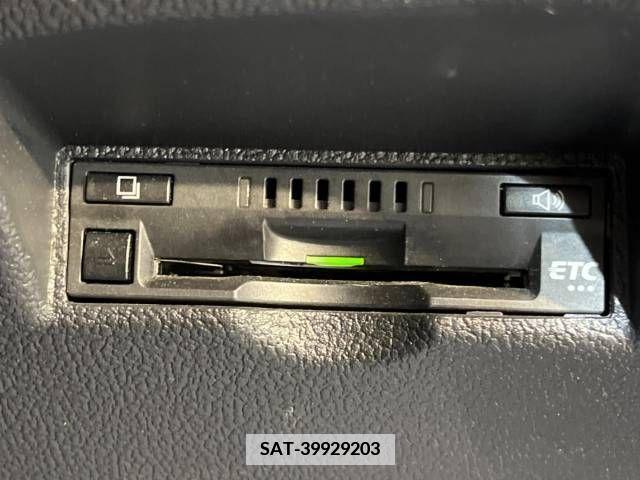 Toyota PRIUS 2017-03 337422-5