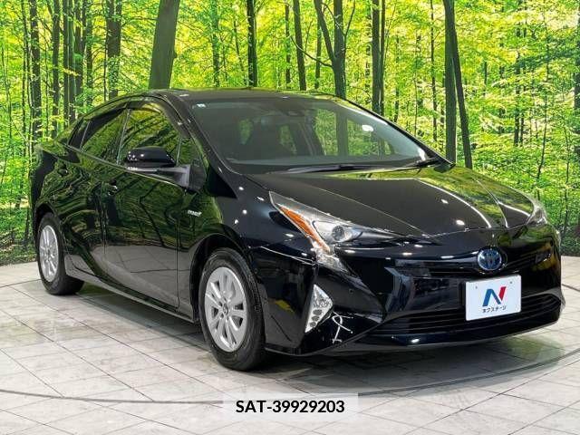 Toyota PRIUS 2017-03 337422-16