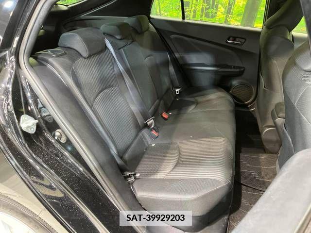 Toyota PRIUS 2017-03 337422-11