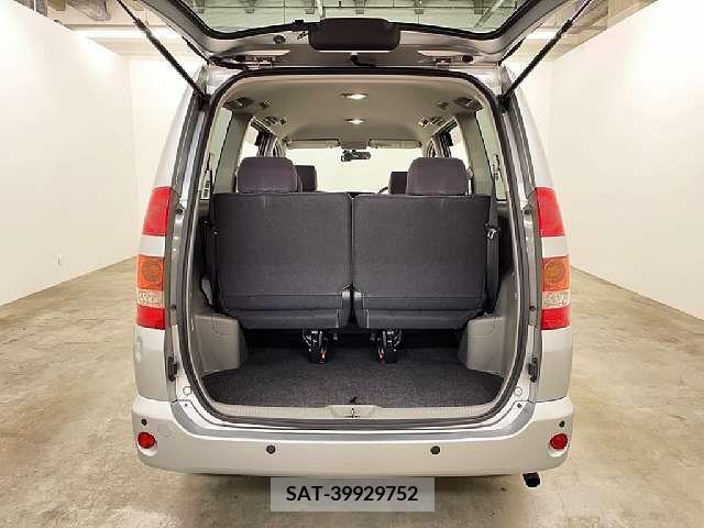 Toyota NOAH 2003-08 231344-4