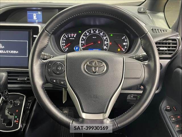 Toyota VOXY 2016-10 321513-12