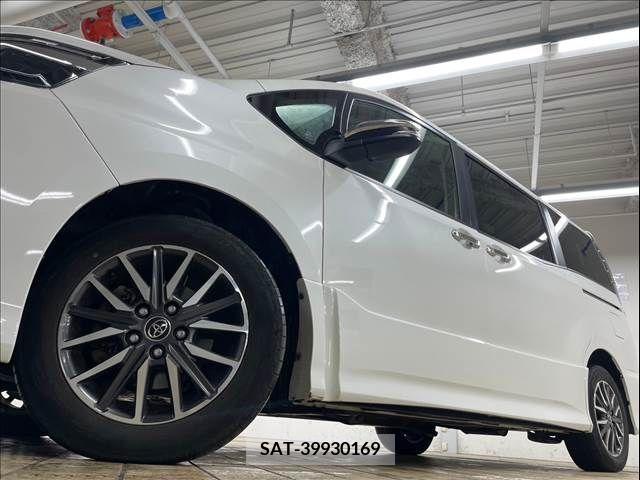 Toyota VOXY 2016-10 321513-10