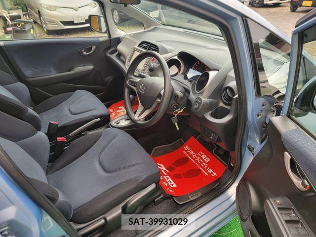 Honda FIT 2009-11 208392-6