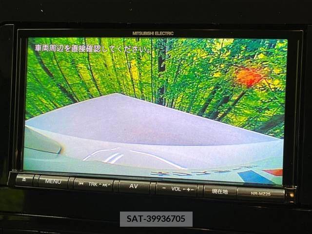 Toyota PRIUS 2018-12 204967-3