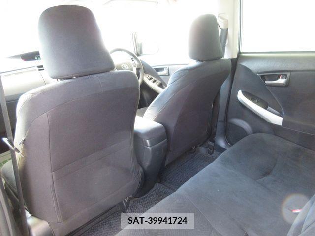 Toyota PRIUS PHV 2012-06 200915-11