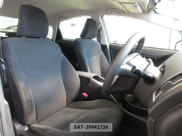Toyota PRIUS PHV 2012-06 200915-5