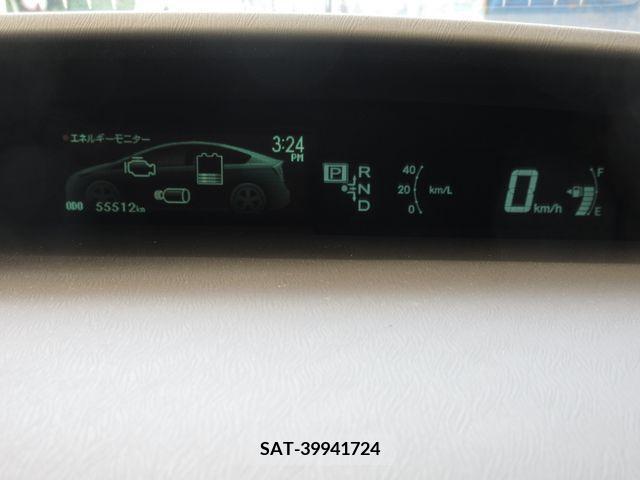 Toyota PRIUS PHV 2012-06 200915-16