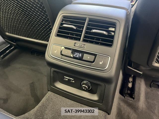Audi A4 2023-09 356499-15