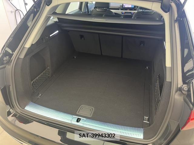 Audi A4 2023-09 356499-16