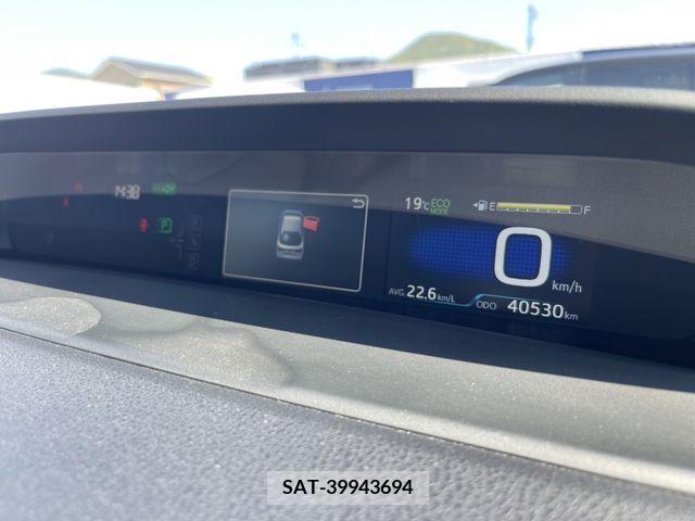 Toyota PRIUS 2019-11 322445-6