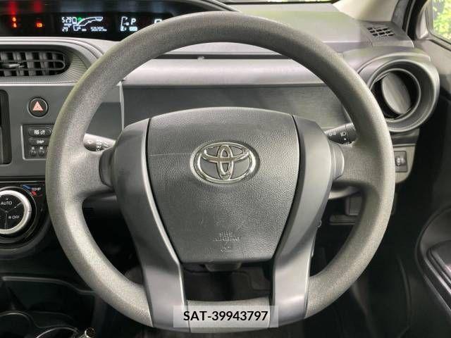 Toyota AQUA 2019-05 314081-11