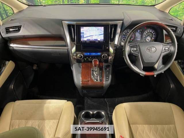 Toyota ALPHARD 2015-08 340807-1