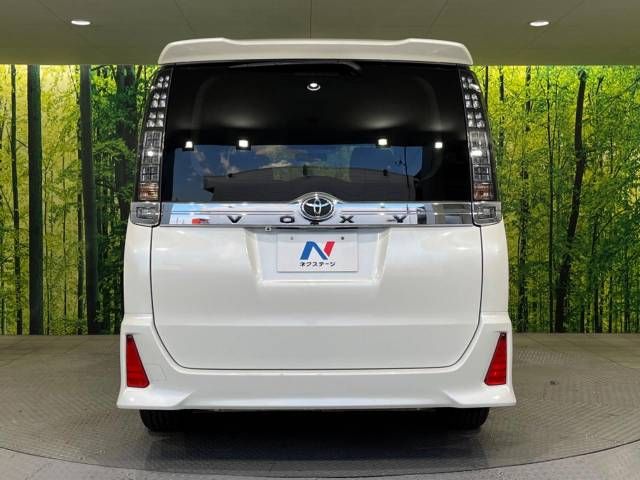 Toyota VOXY 2014-10 192284-16
