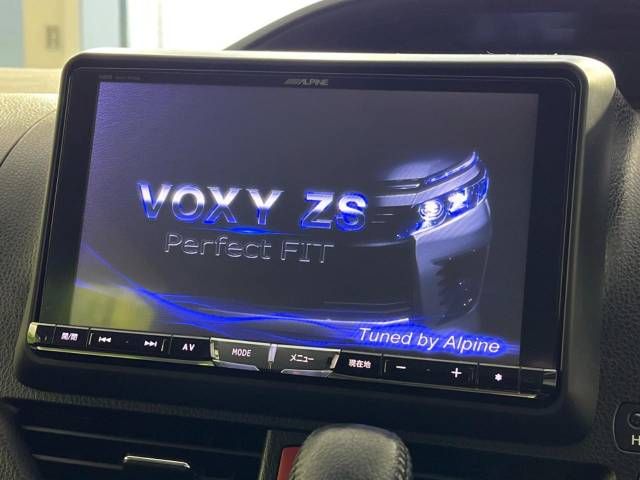 Toyota VOXY 2014-10 192284-2