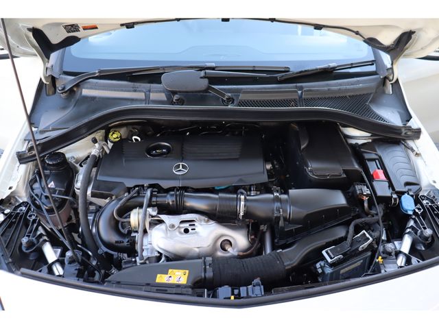 Mercedes Benz B-CLASS 2018-01 184945-25