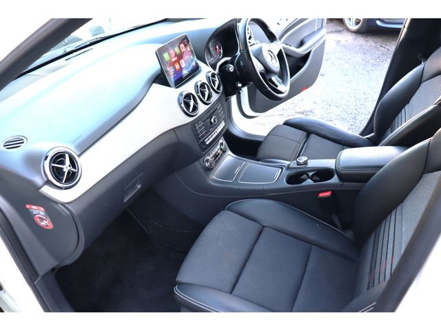 Mercedes Benz B-CLASS 2018-01 184945-5