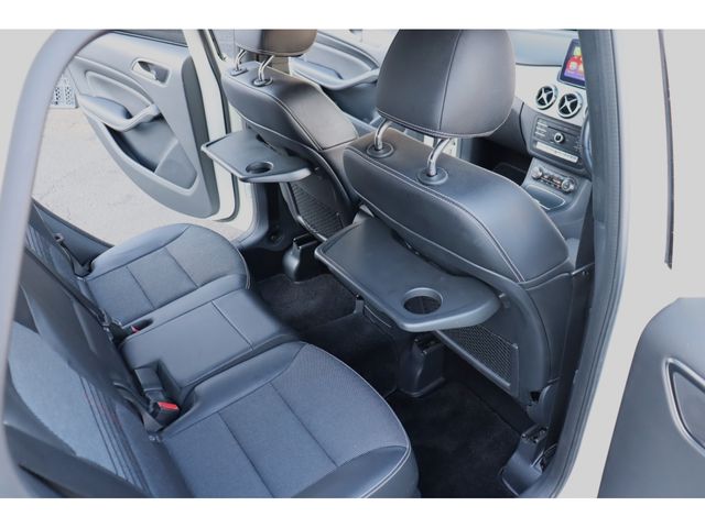 Mercedes Benz B-CLASS 2018-01 184945-3