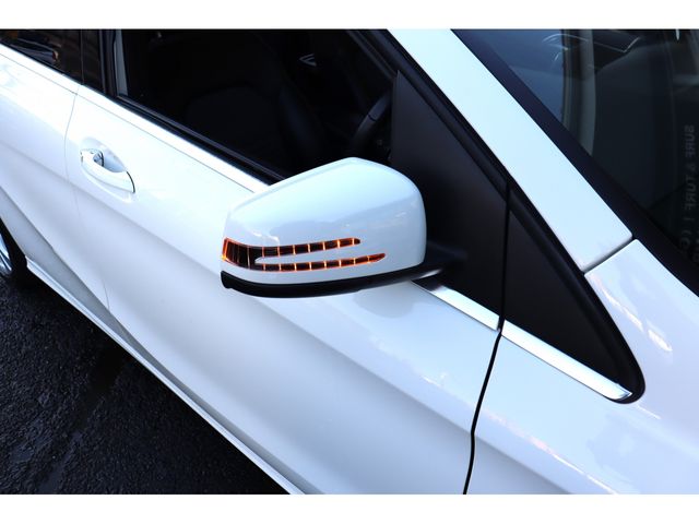 Mercedes Benz B-CLASS 2018-01 184945-18