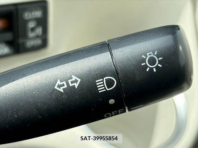 Toyota SIENTA 2015-11 314444-27