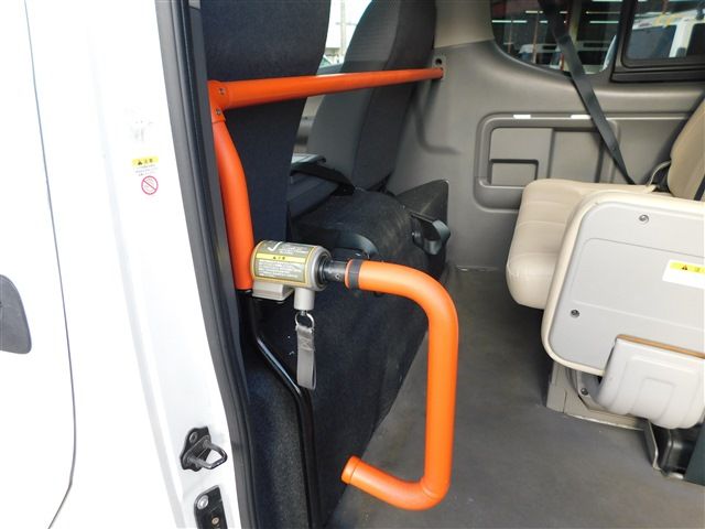 Nissan NV350 Caravan 2018-05 28786-20