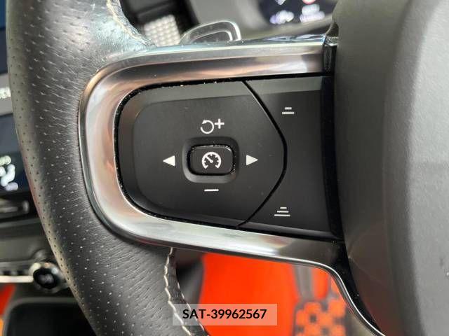 Volvo XC40 2019-12 288766-5
