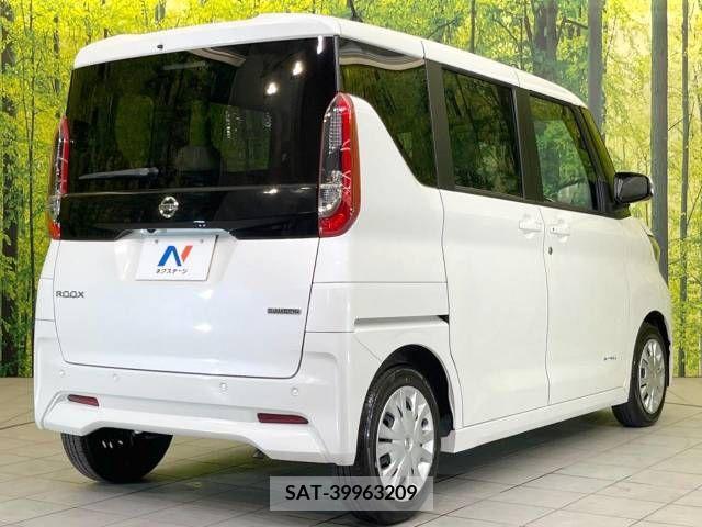 Nissan ROOX 2022-12 354768-17