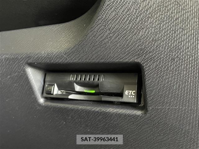 Toyota AQUA 2020-09 260298-18